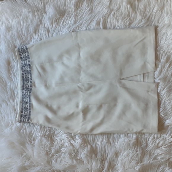 Champagne & Strawberries /Anthro White Embroidered Pencil Skirt Size Medium - Picture 7 of 8